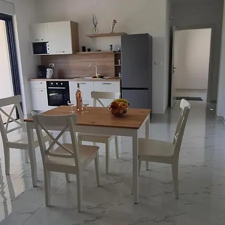 Apartman Mariosa 2